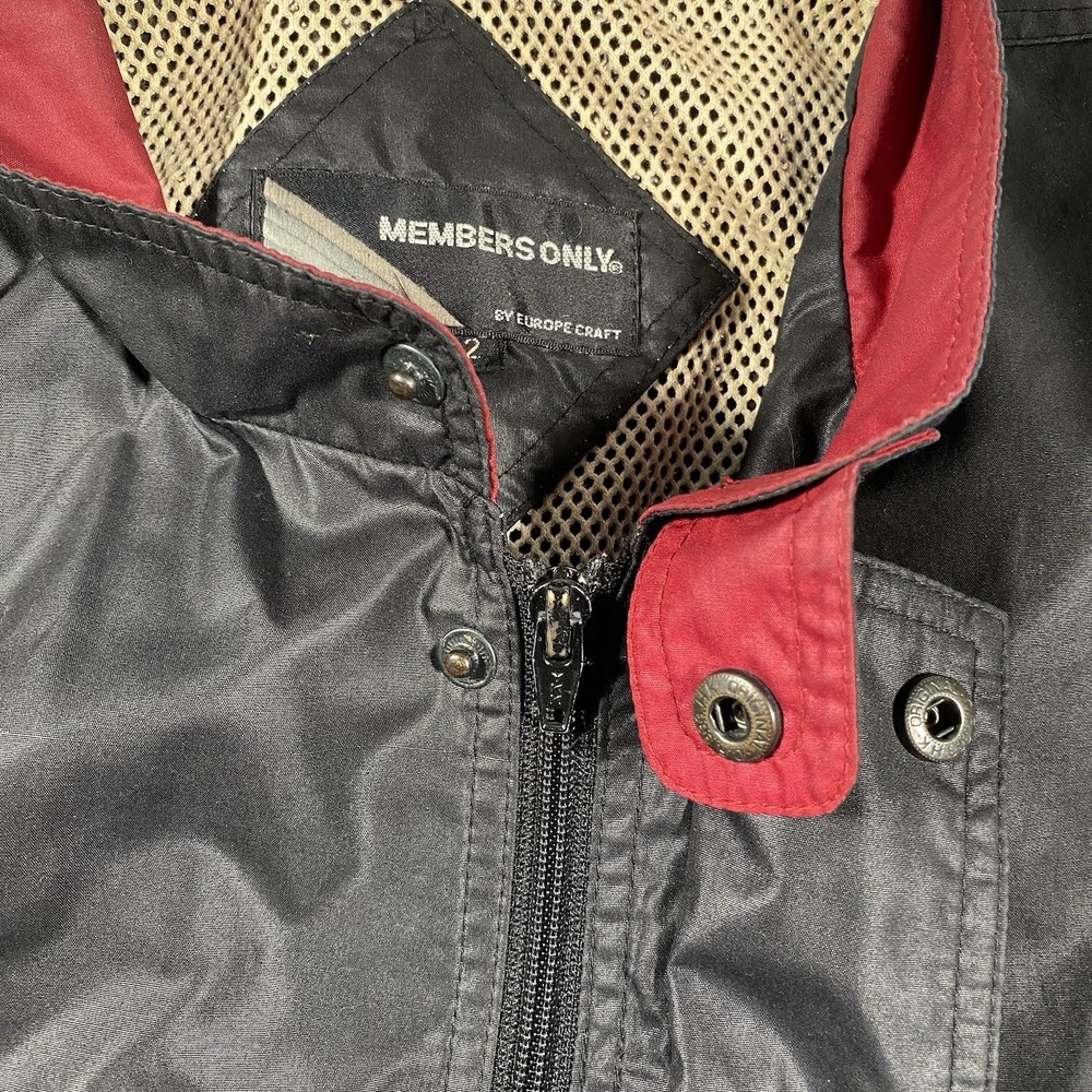 Black Jacket - Picture 7 of 11